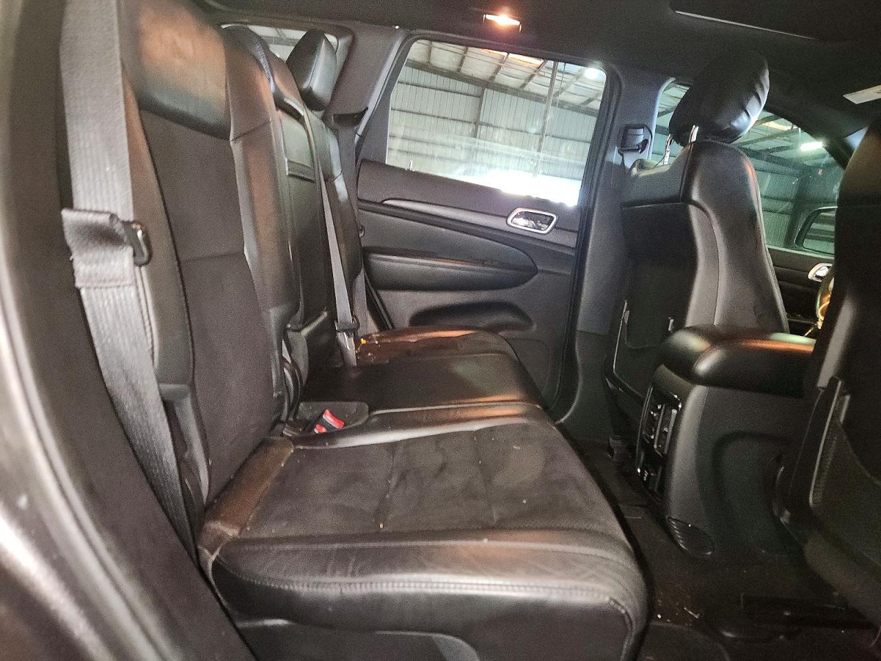 2015 Jeep Grand Cherokee Laredo - zdjęcie 11