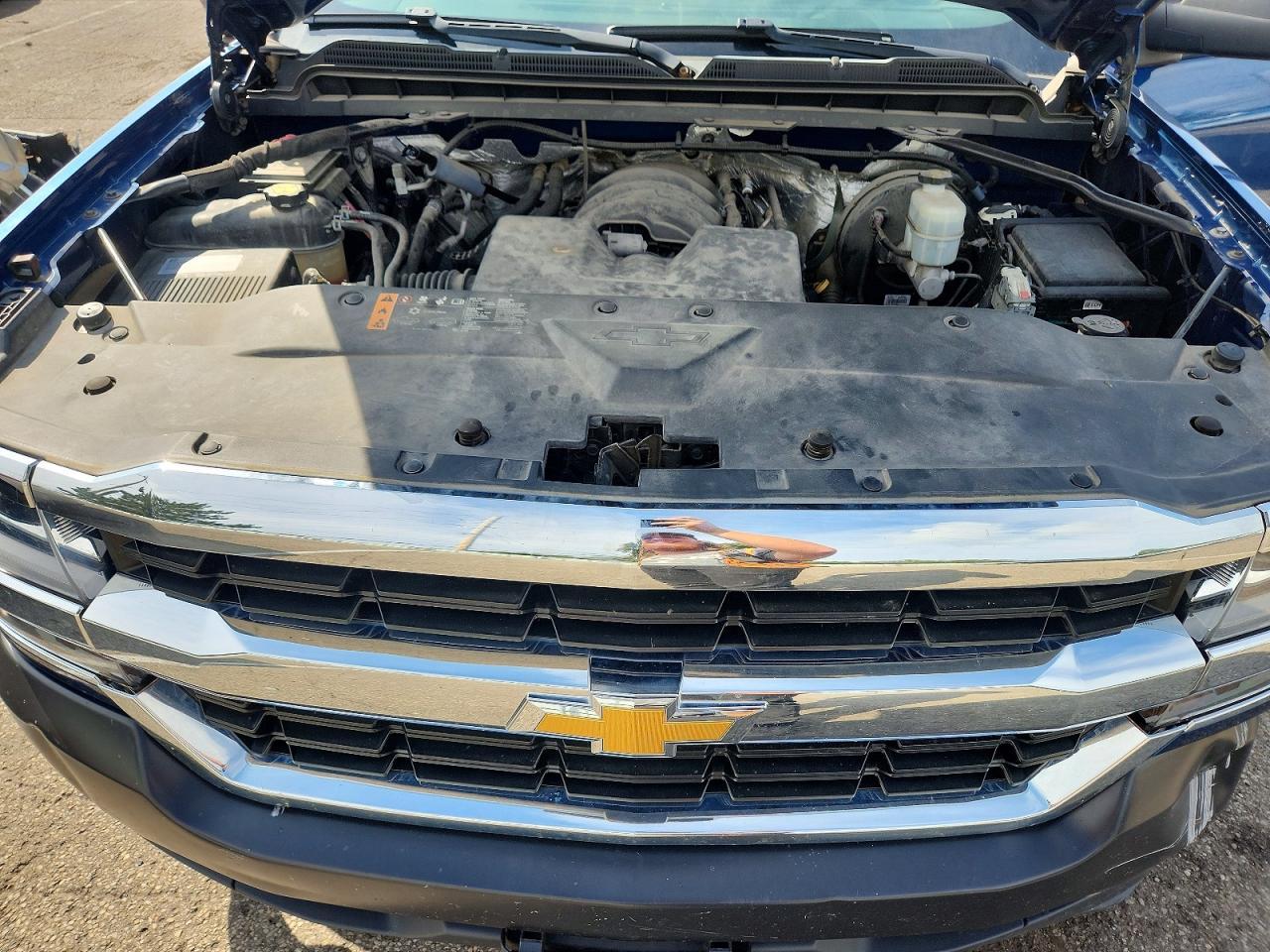 2017 Chevrolet Silverado C1500 - zdjęcie 11
