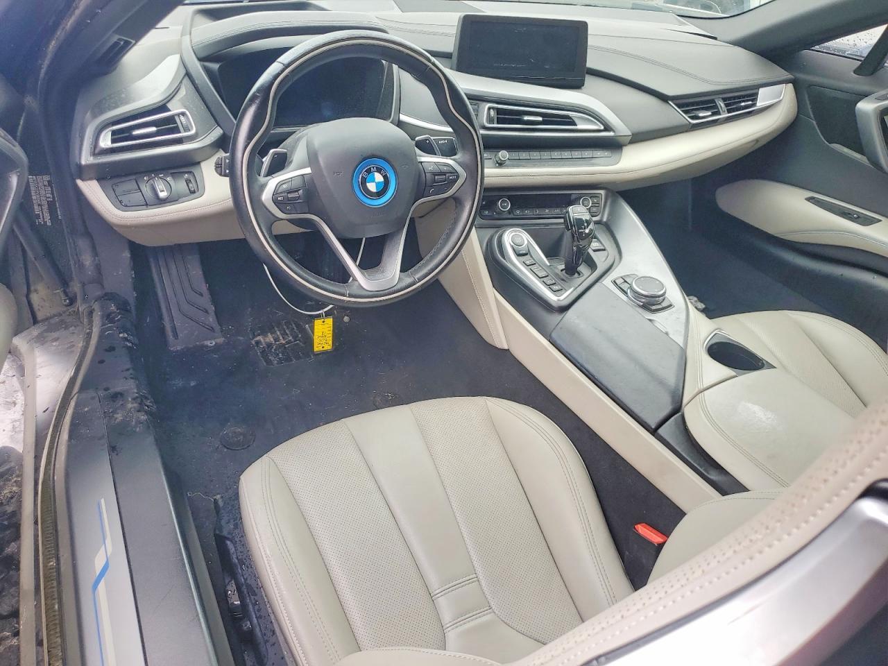 2015 BMW I8 - zdjęcie 8