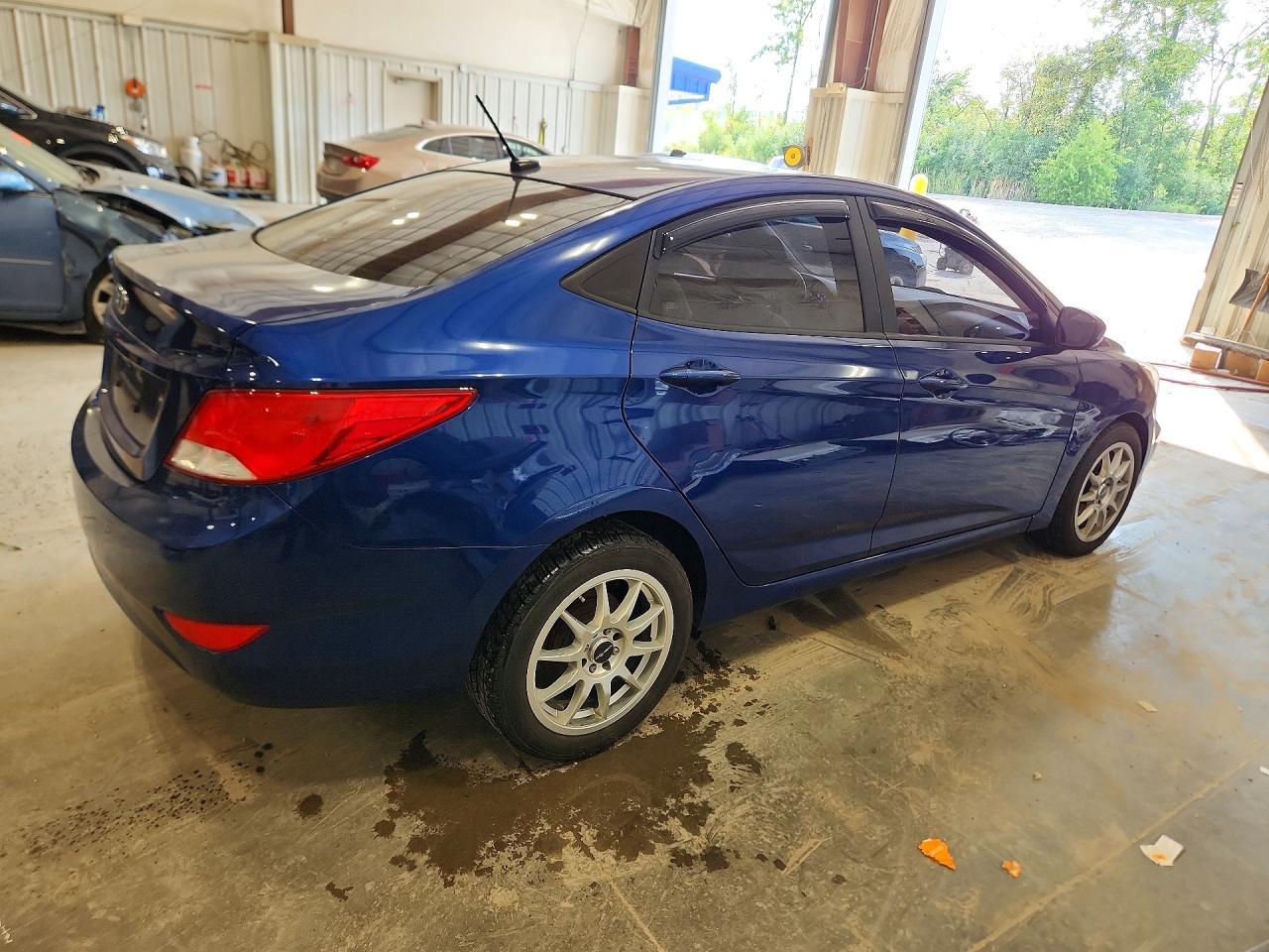 2015 Hyundai Accent Gls - zdjęcie 3
