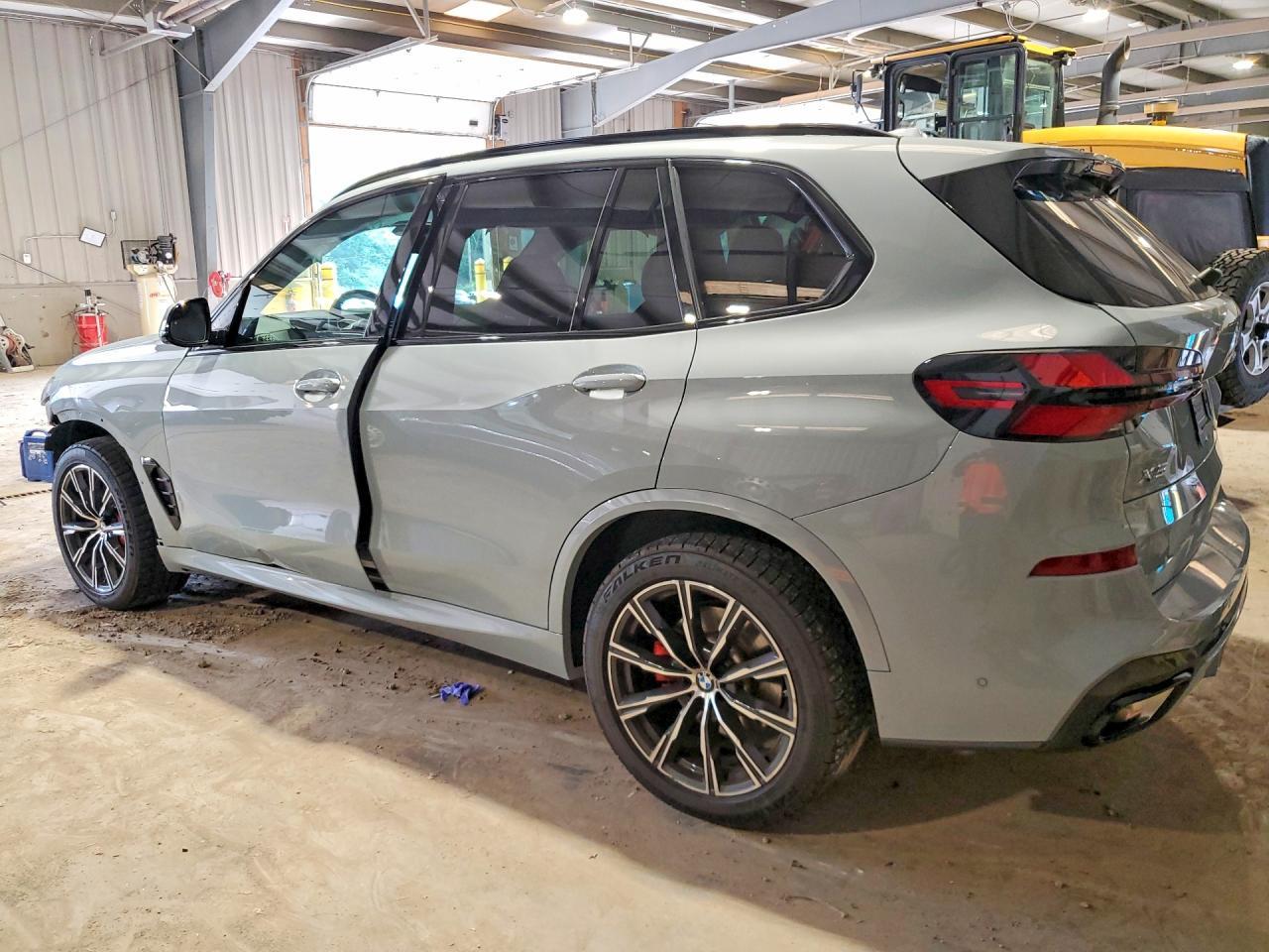 2024 BMW X5 xDrive40I - zdjęcie 2