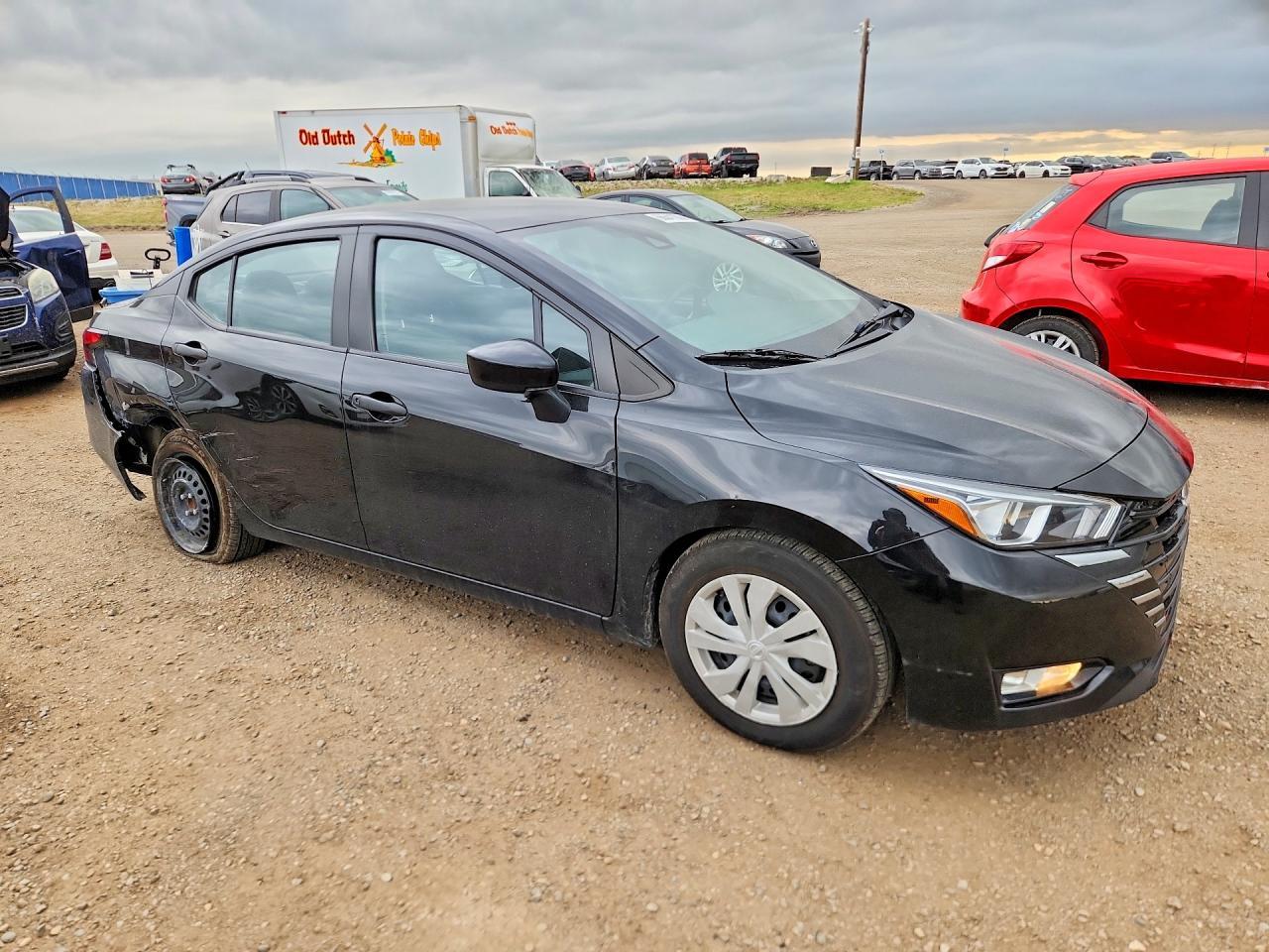 2023 Nissan Versa S - zdjęcie 4