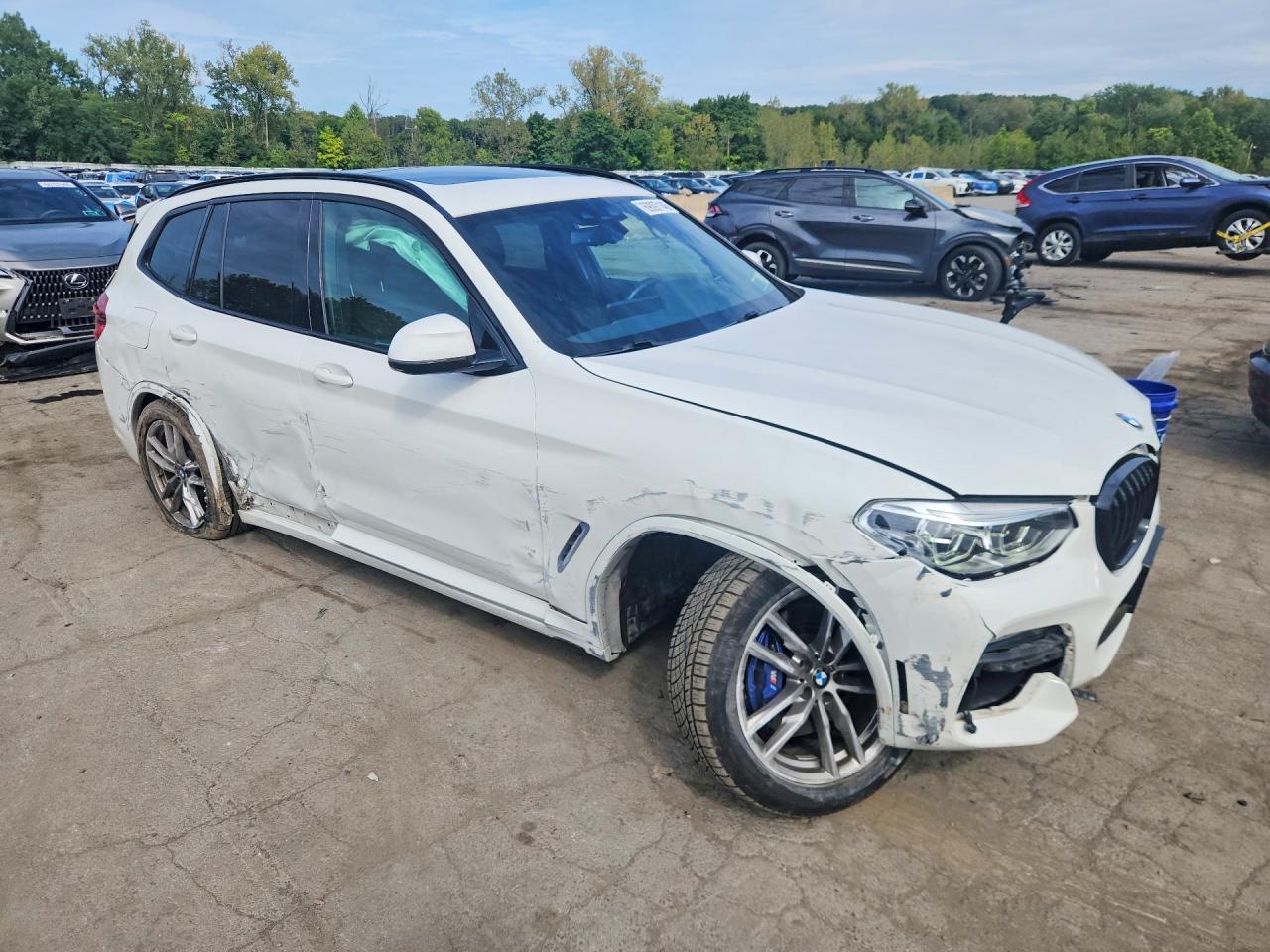 2021 BMW X3 xDrivem40I - zdjęcie 4