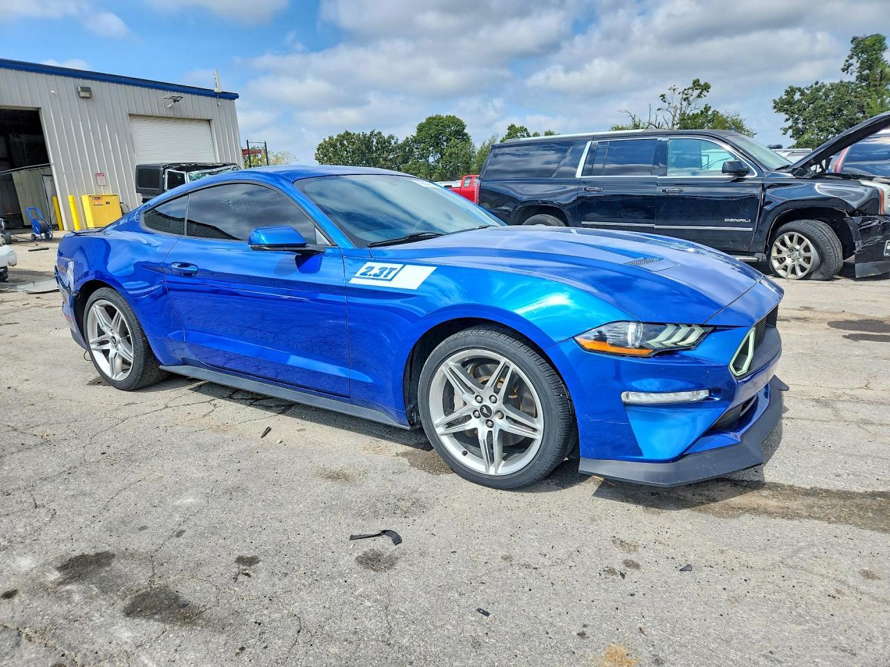 2018 Ford Mustang - zdjęcie 4