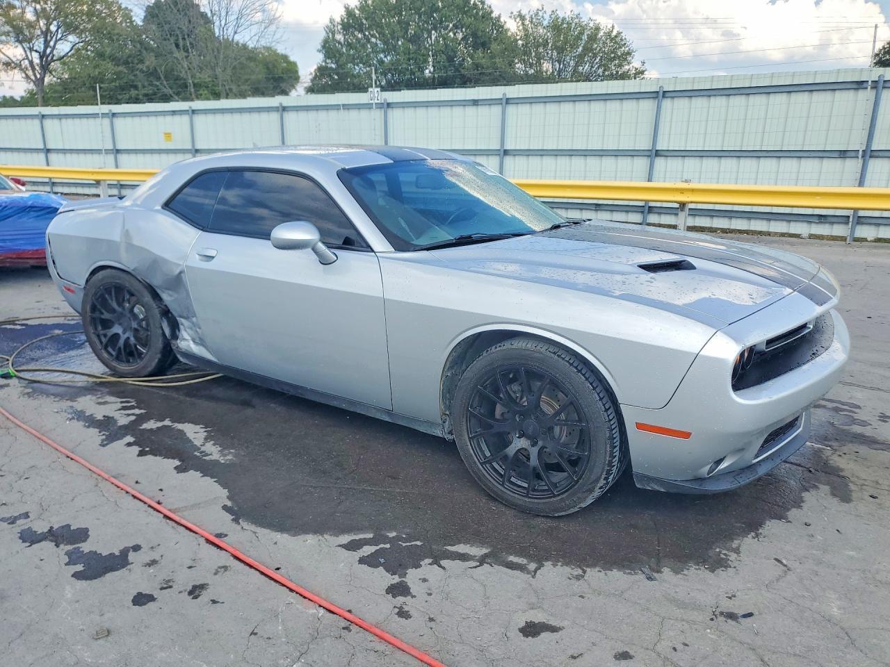 2019 Dodge Challenger Sxt - zdjęcie 4