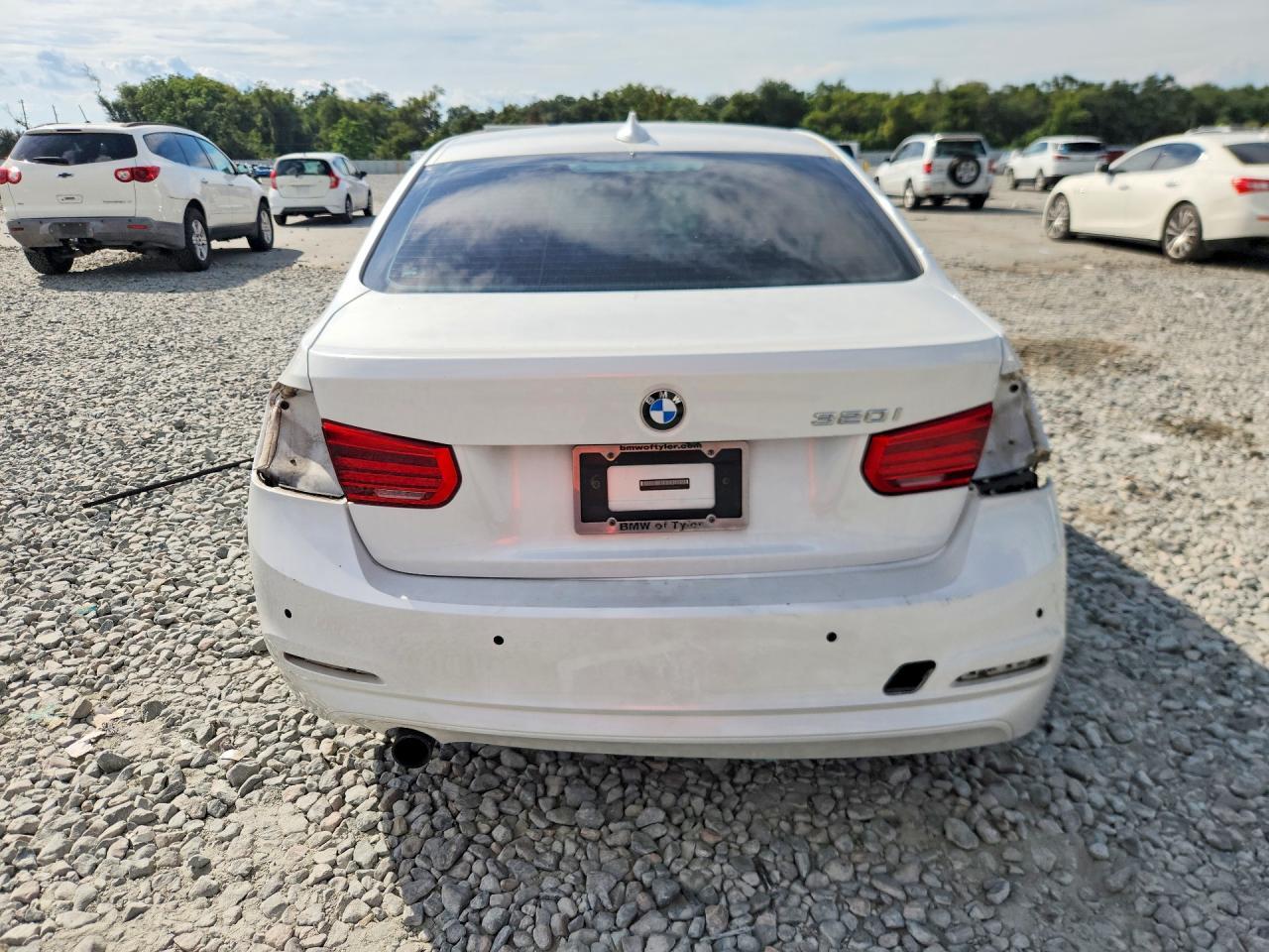 2017 BMW 320 I - zdjęcie 6