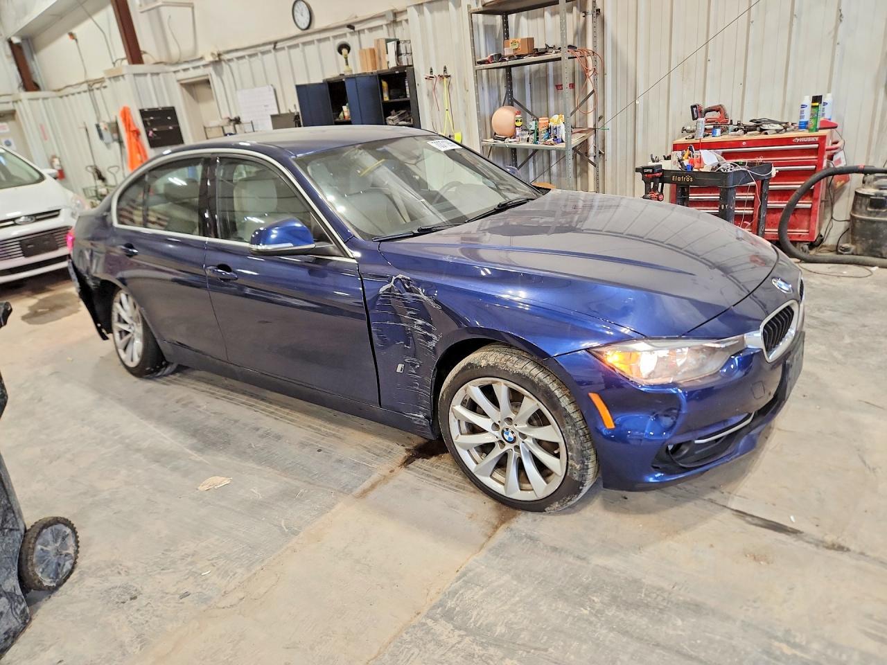 2017 BMW 330E - zdjęcie 4