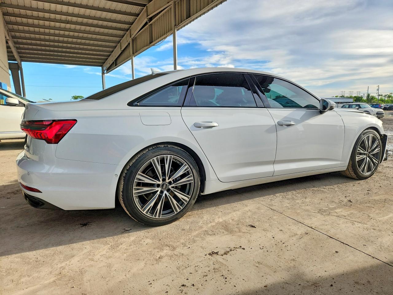 2023 Audi A6 Premium Plus - zdjęcie 3
