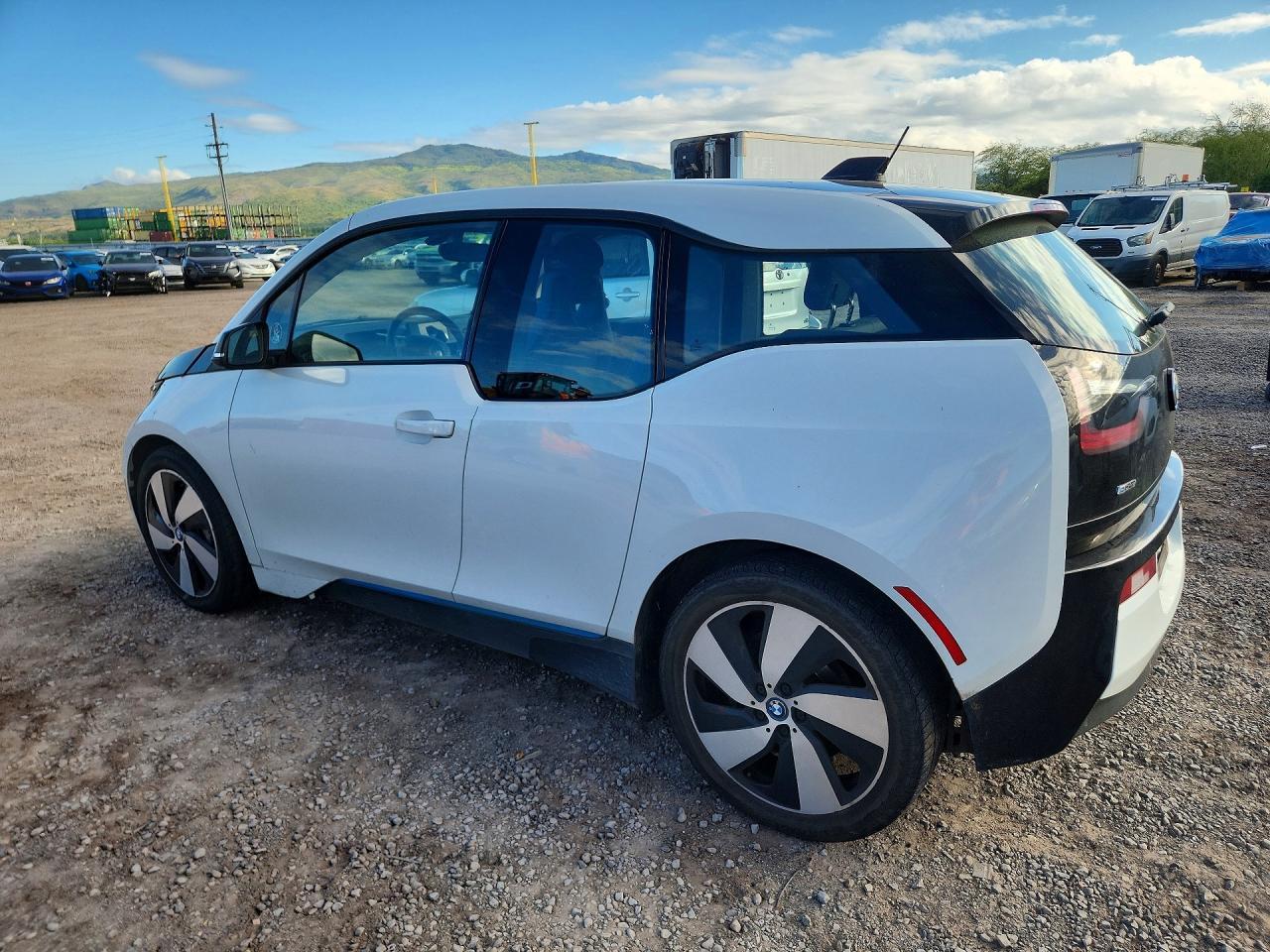 2017 BMW I3 Bev - zdjęcie 2