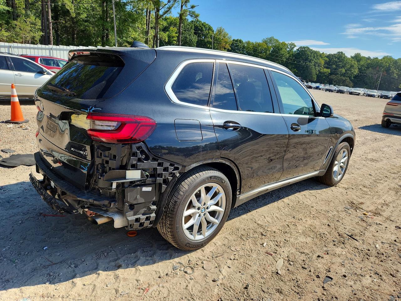 2019 BMW X5 xDrive40I - zdjęcie 3