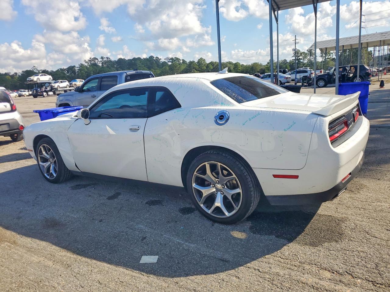 2016 Dodge Challenger Sxt - zdjęcie 2