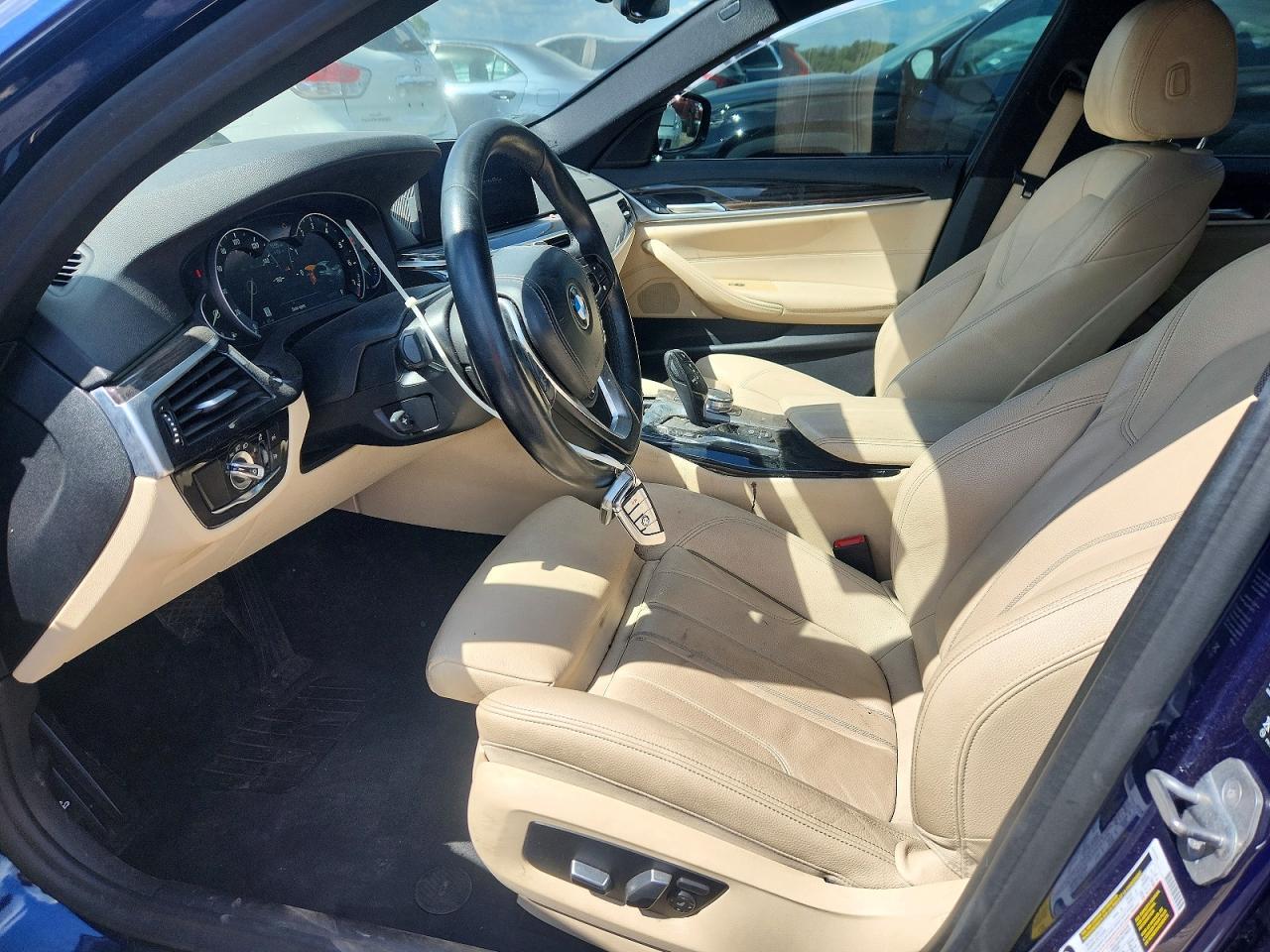 2019 BMW Seria 5 530i - zdjęcie 7