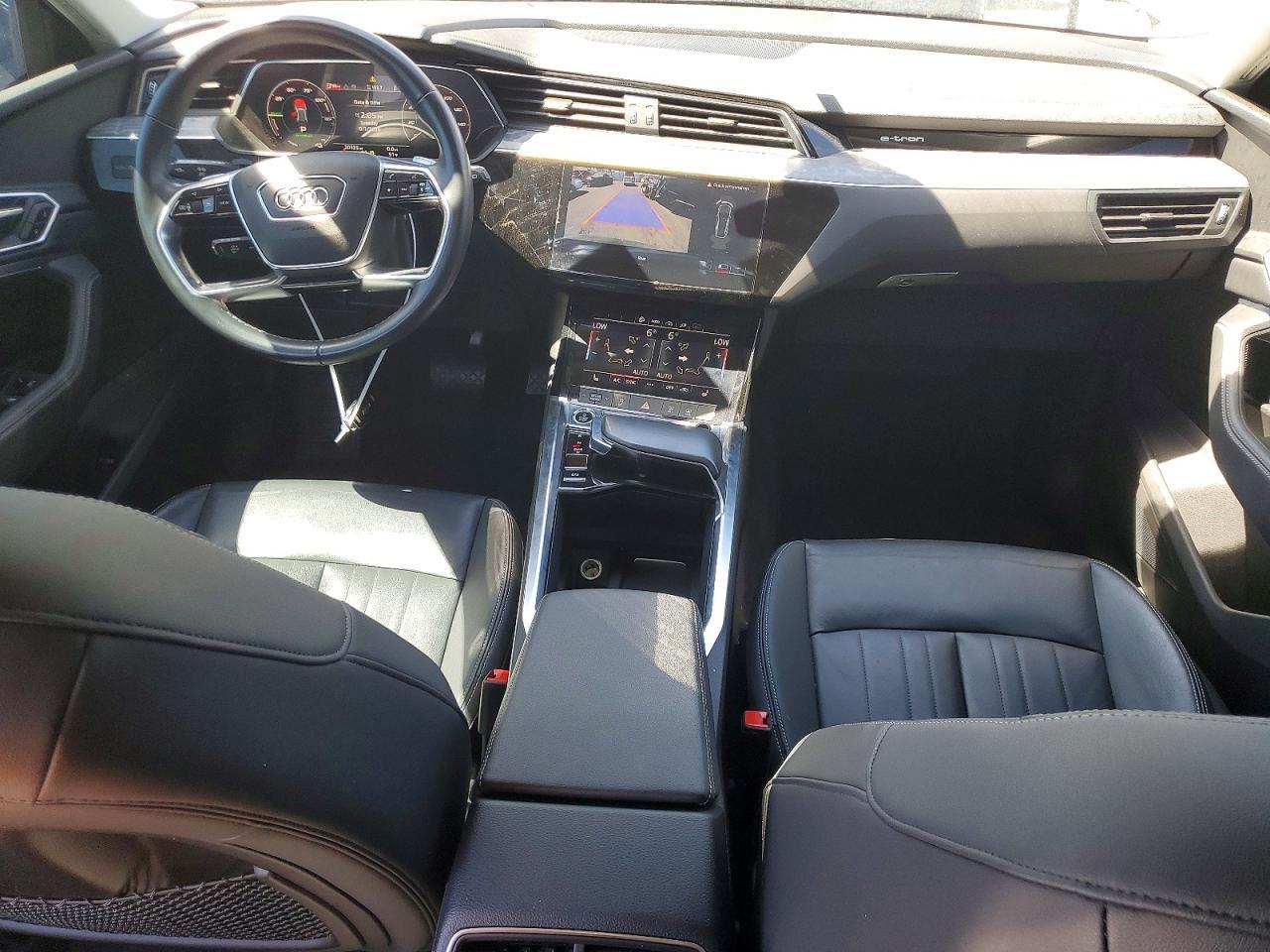 2024 Audi Q8 E-Tron Premium - zdjęcie 8
