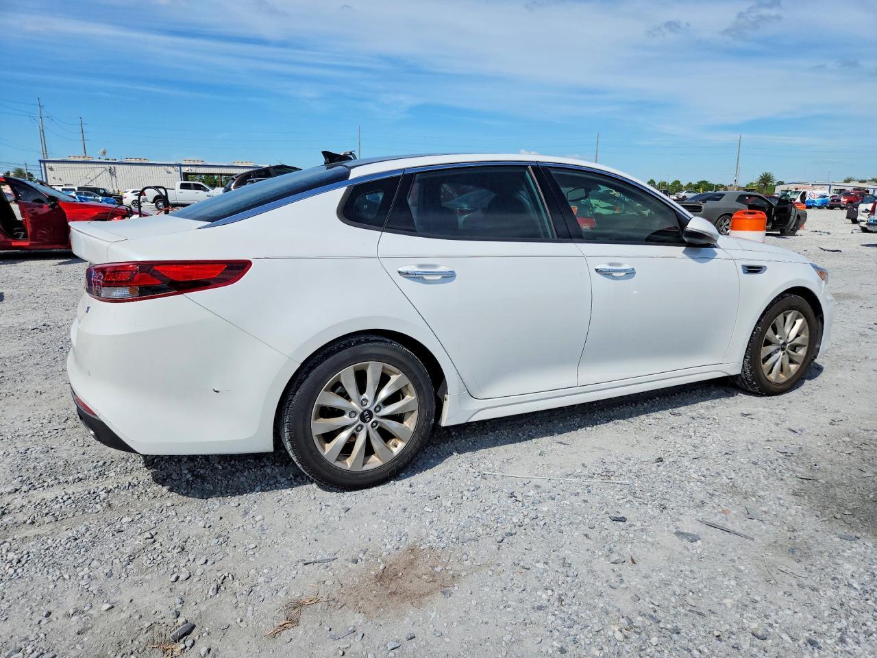 2018 Kia Optima S - zdjęcie 3