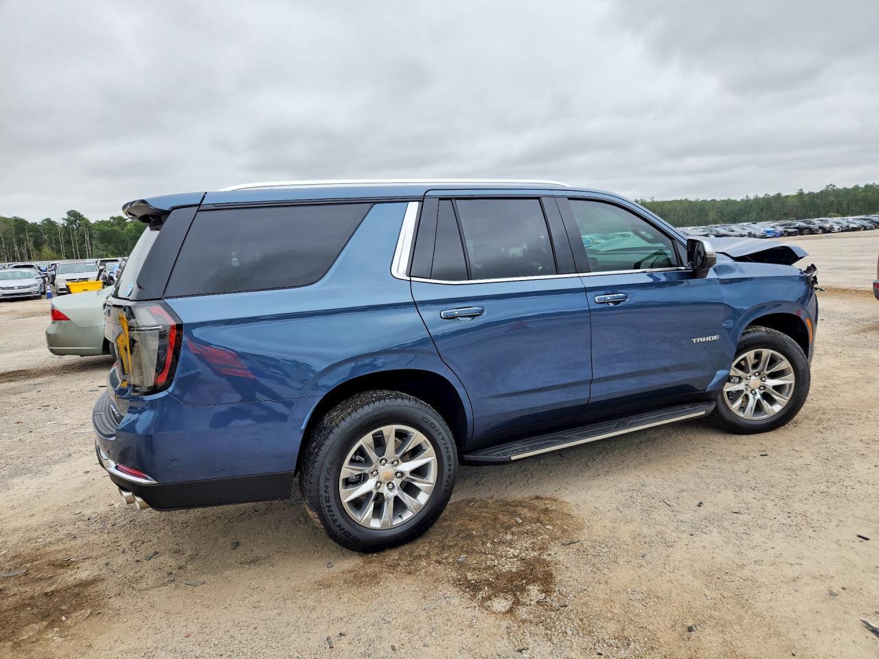 2026 Chevrolet Tahoe C1500 Premier - zdjęcie 3