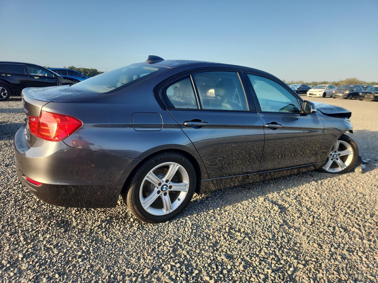 2015 BMW 328 I - zdjęcie 3