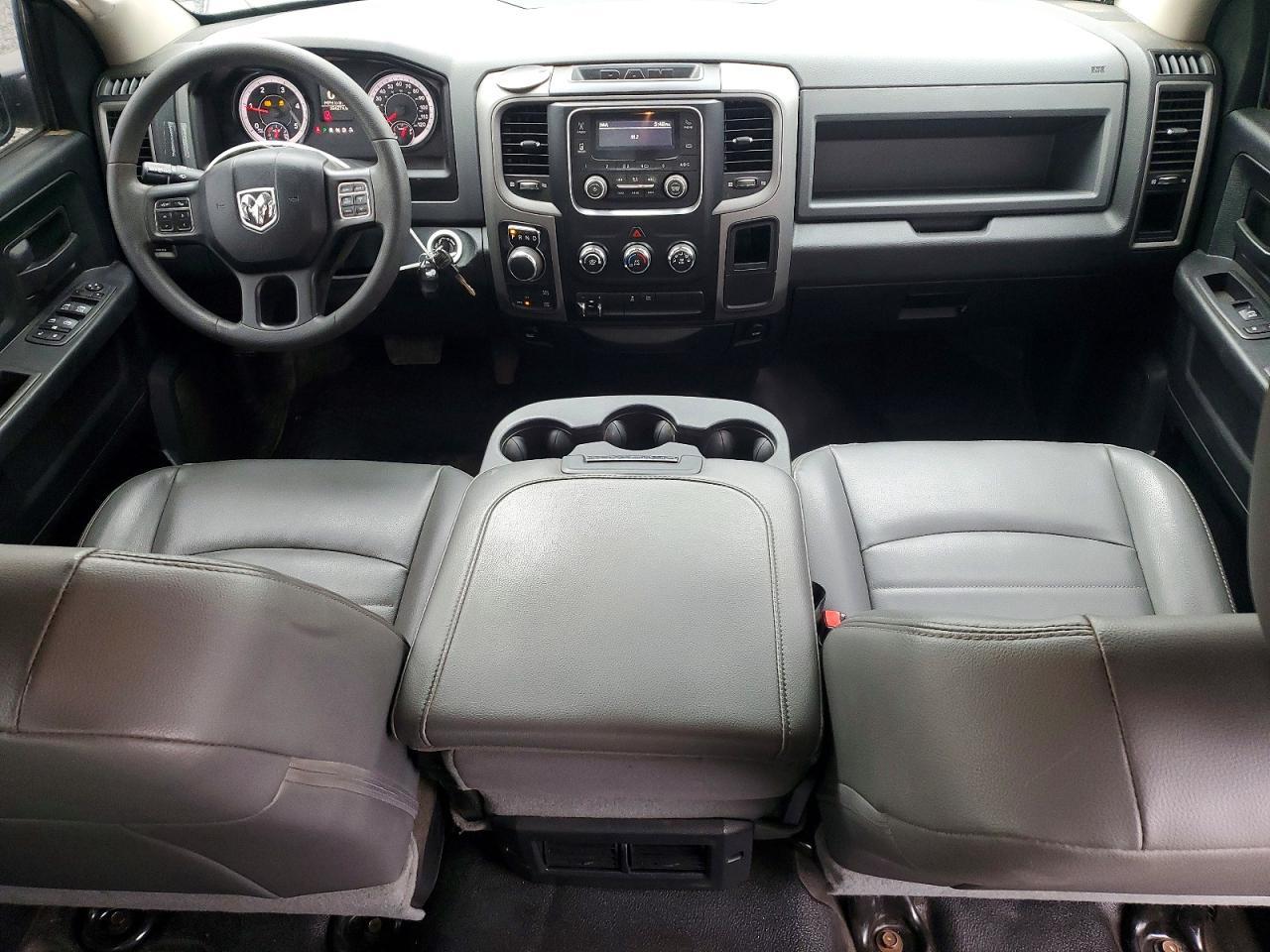2018 Ram 1500 St - zdjęcie 8