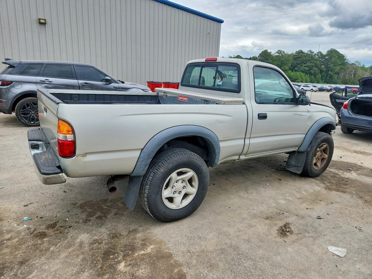 2023 Toyota Tacoma - zdjęcie 3