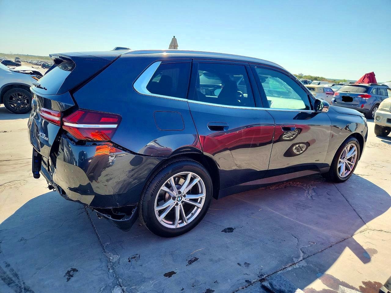 2025 BMW X3 30 xDrive - zdjęcie 3