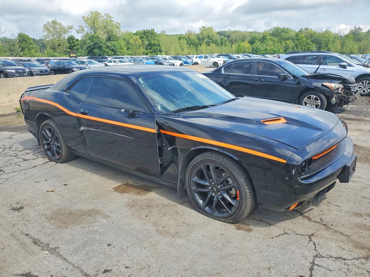 2023 Dodge Challenger Sxt - zdjęcie 4