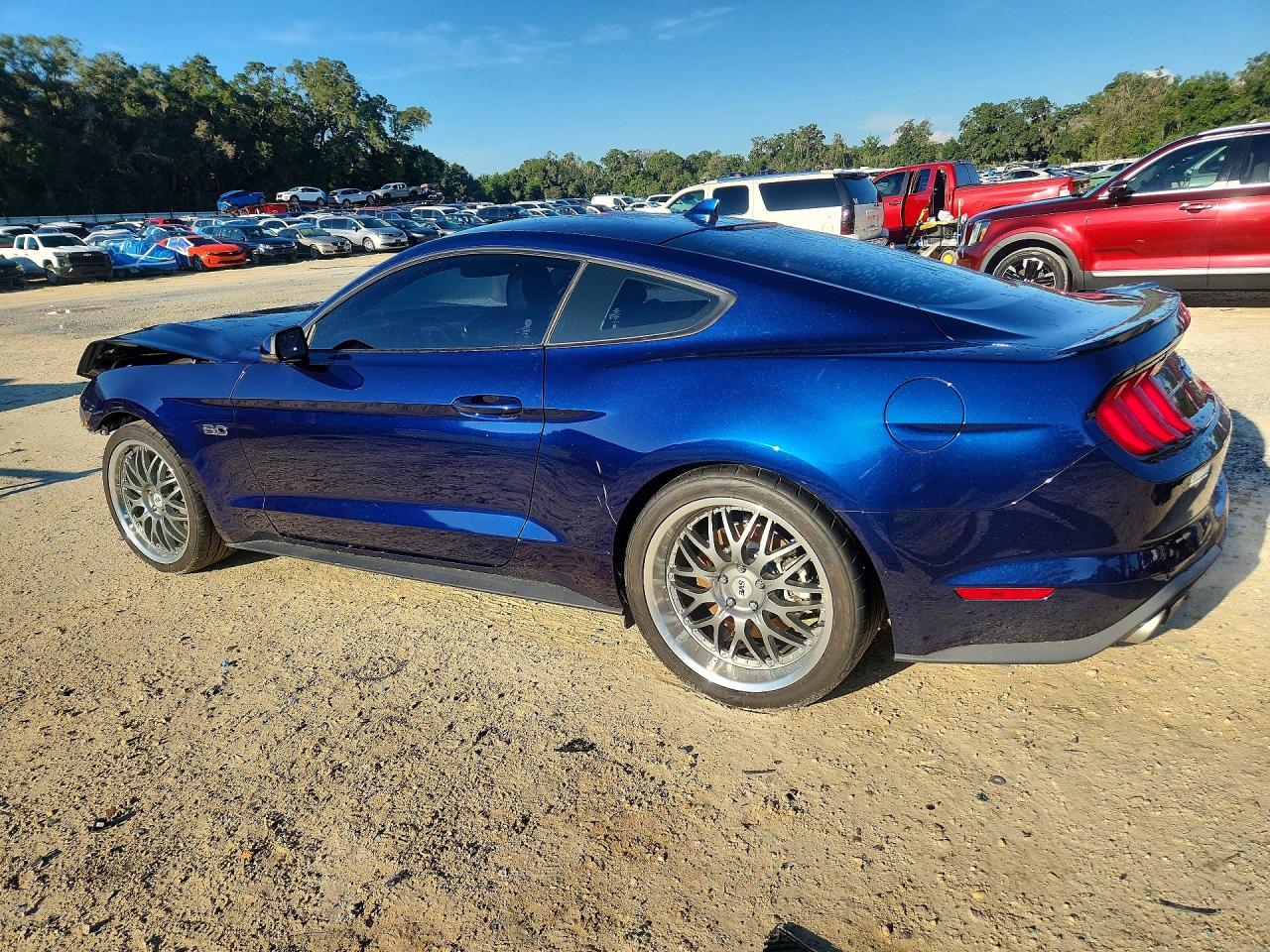 2020 Ford Mustang Gt - zdjęcie 2
