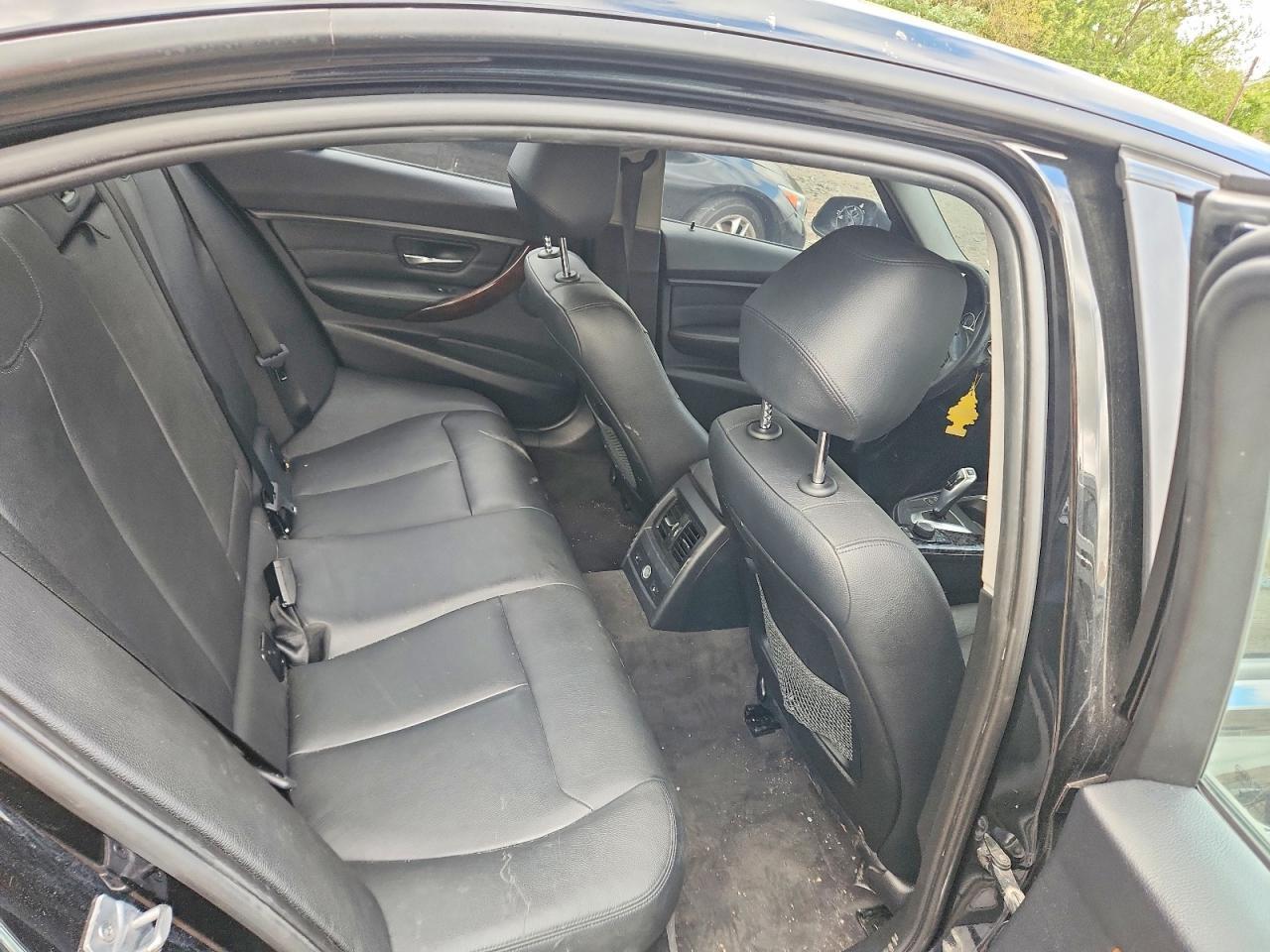 2014 BMW Seria 3 328i - zdjęcie 10