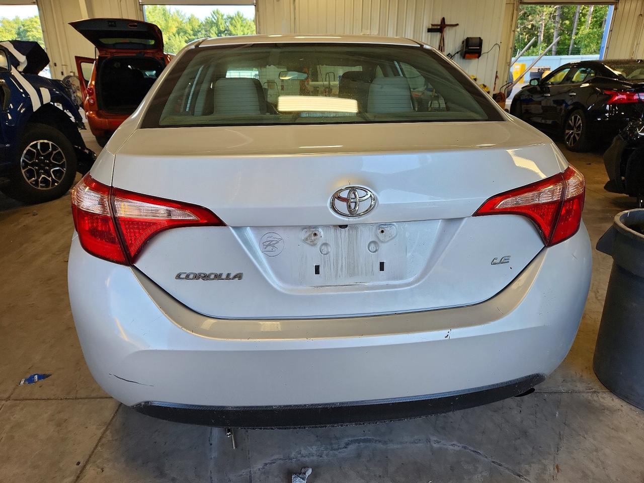 2017 Toyota Corolla Le - zdjęcie 6