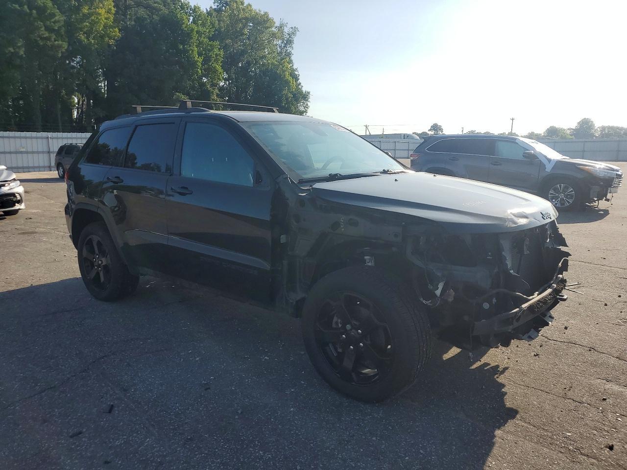 2019 Jeep Grand Cherokee Upland 4X4 - zdjęcie 4