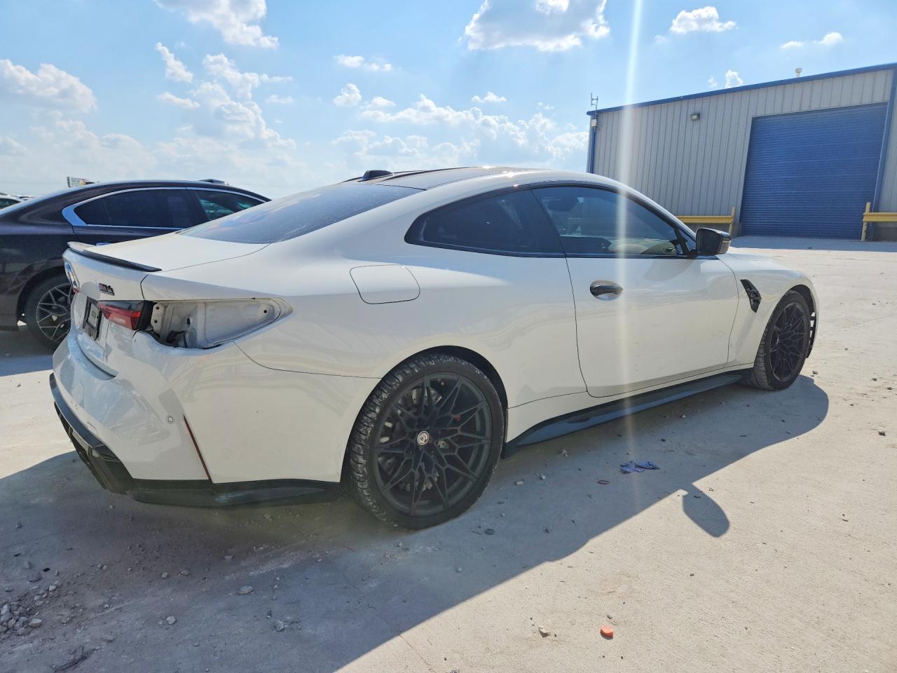 2024 BMW M4 Competition - zdjęcie 3