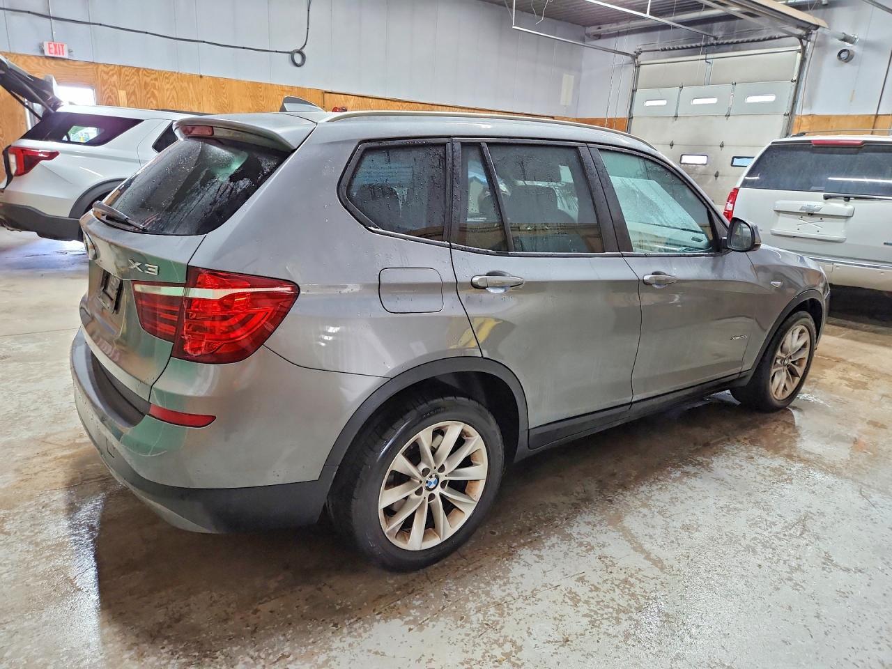 2017 BMW X3 xDrive28I - zdjęcie 3