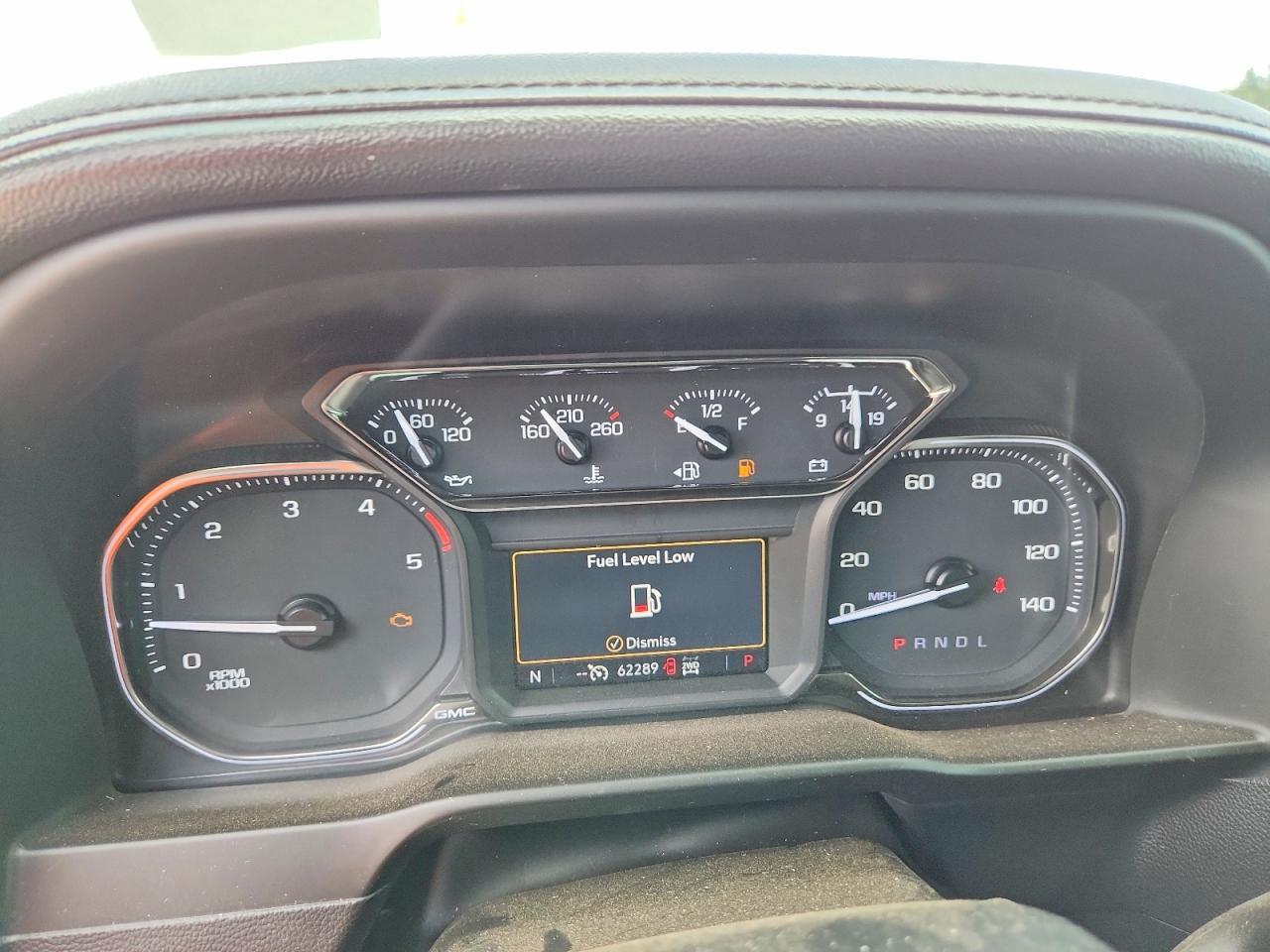 2022 GMC Sierra At4 - zdjęcie 9