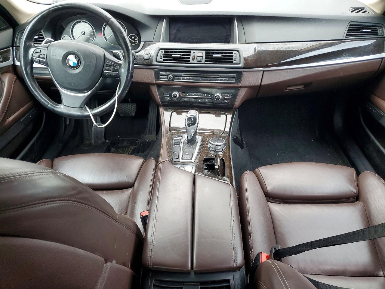 2016 BMW Seria 5 535i - zdjęcie 8