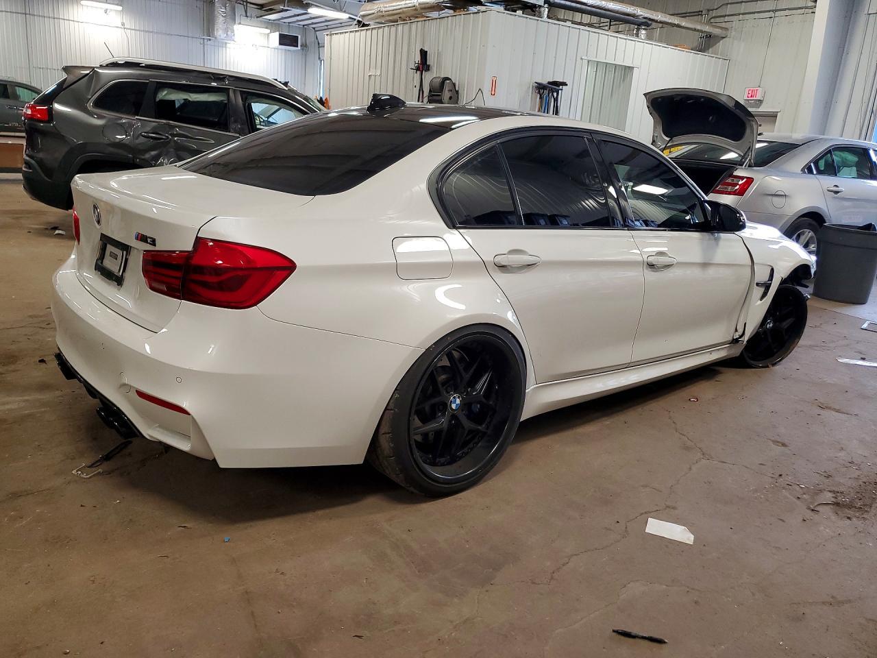 2017 BMW M3 - zdjęcie 3
