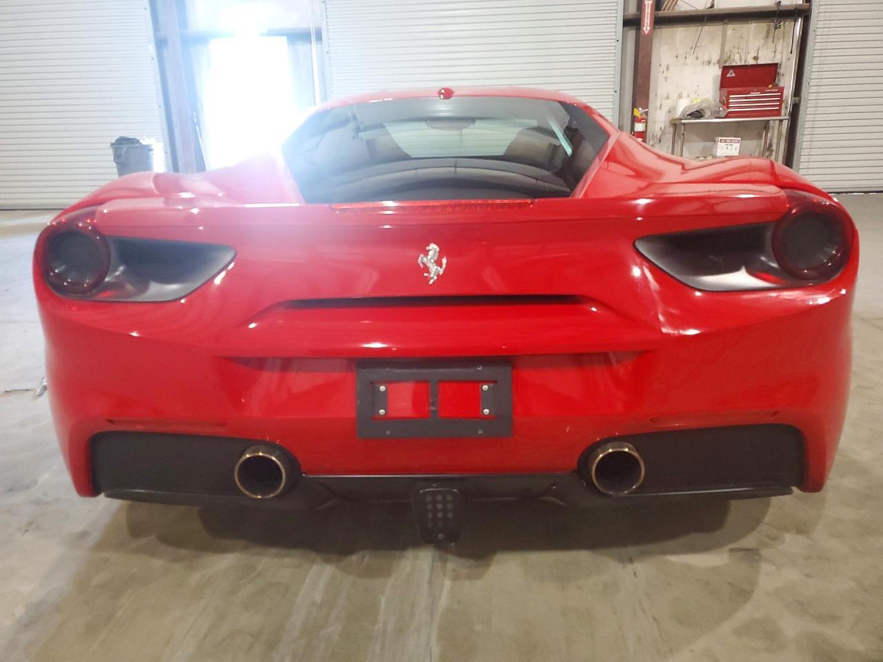 2016 Ferrari 488 Gtb - zdjęcie 6
