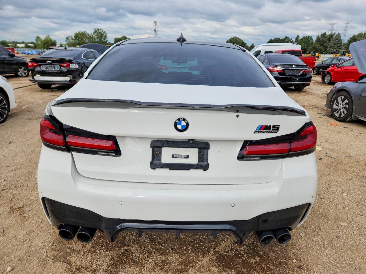 2021 BMW M5 - zdjęcie 6