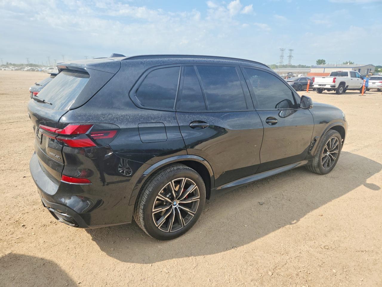 2025 BMW X5 xDrive40I - zdjęcie 3