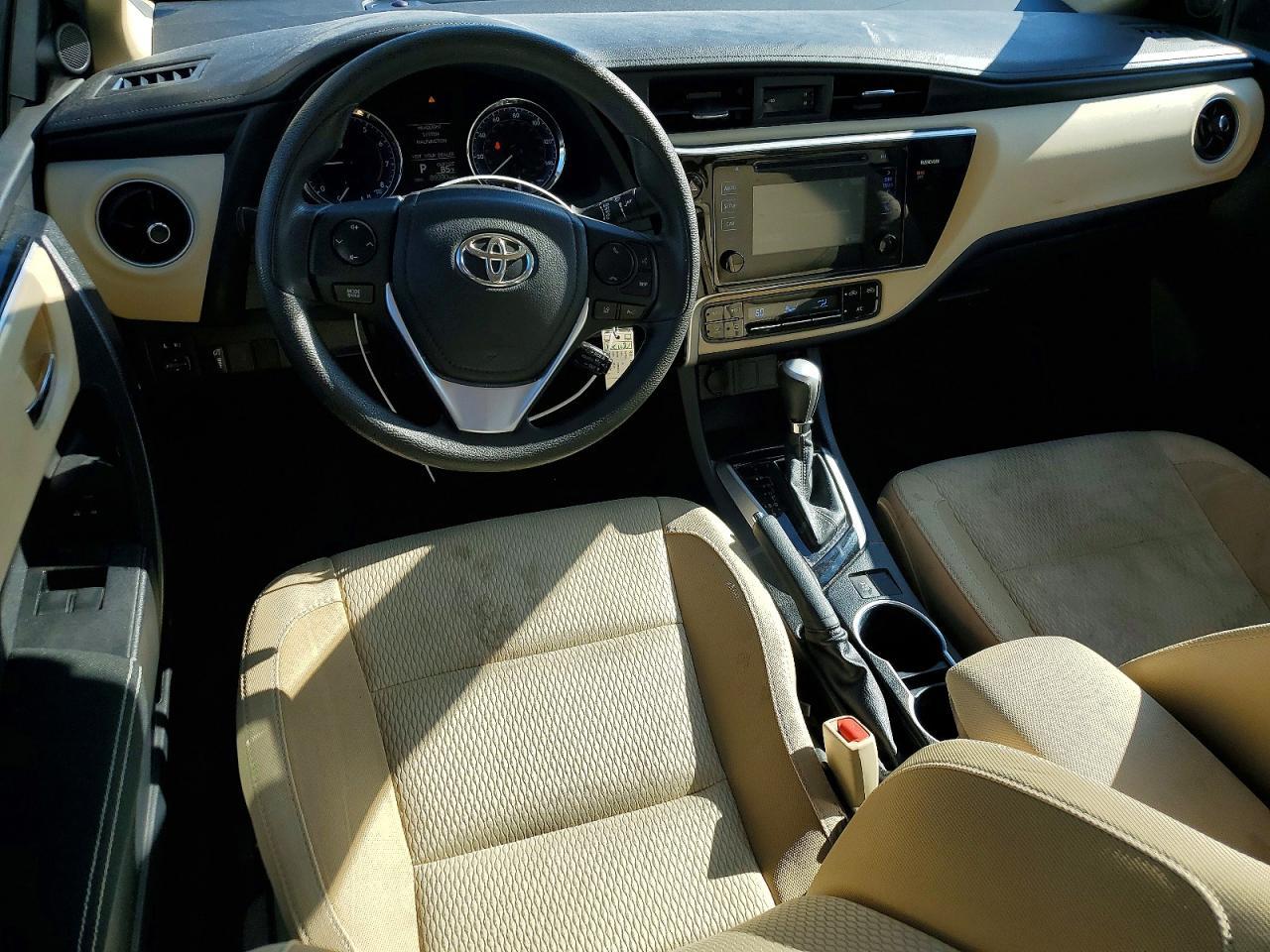 2017 Toyota Corolla Le - zdjęcie 8