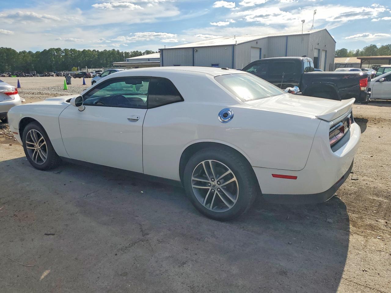 2019 Dodge Challenger Sxt - zdjęcie 2
