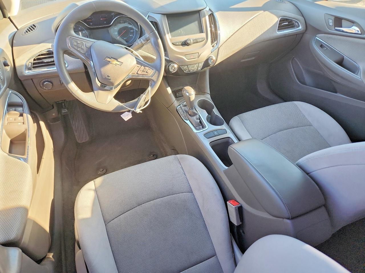 2016 Chevrolet Cruze Lt - zdjęcie 8