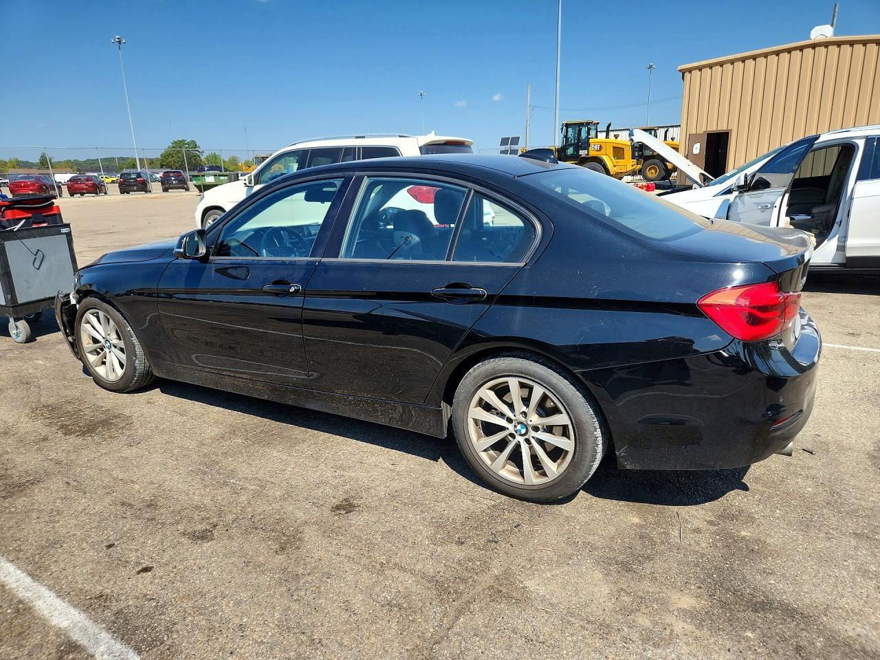 2017 BMW Seria 3 320i - zdjęcie 2