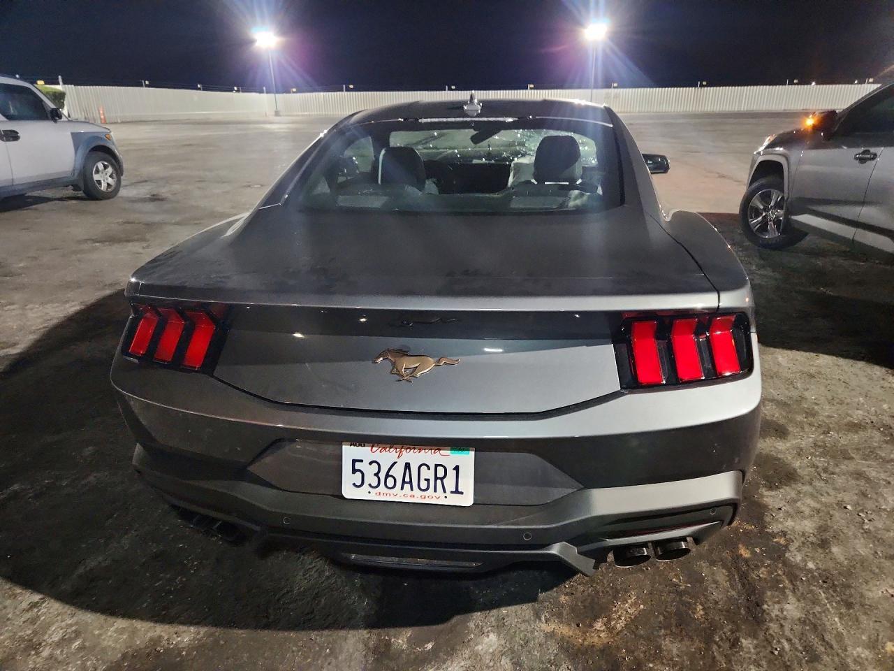 2026 Ford Mustang - zdjęcie 6