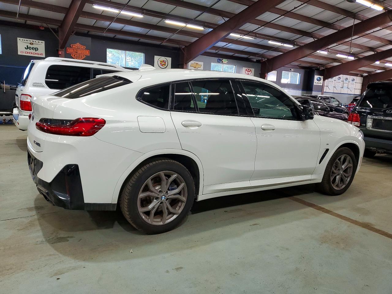 2023 BMW X4 M40I - zdjęcie 3