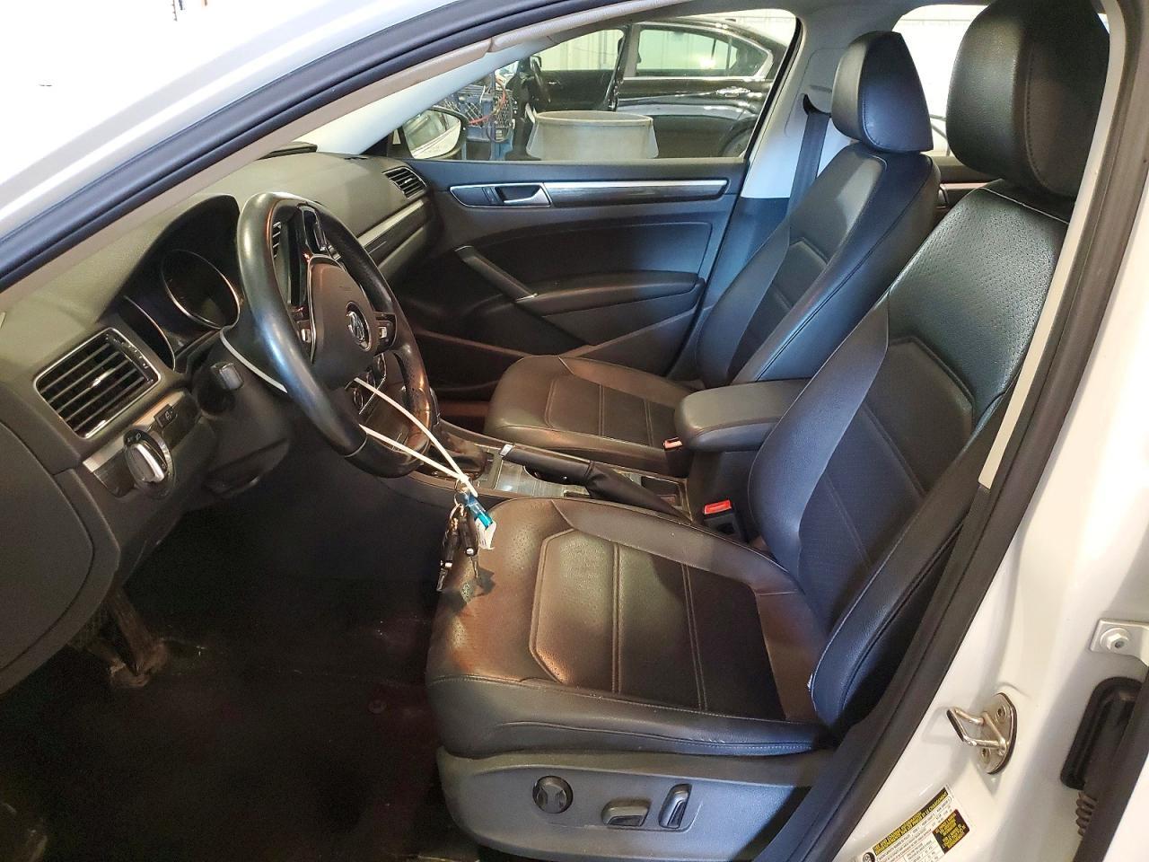 2016 Volkswagen Passat Se - zdjęcie 7