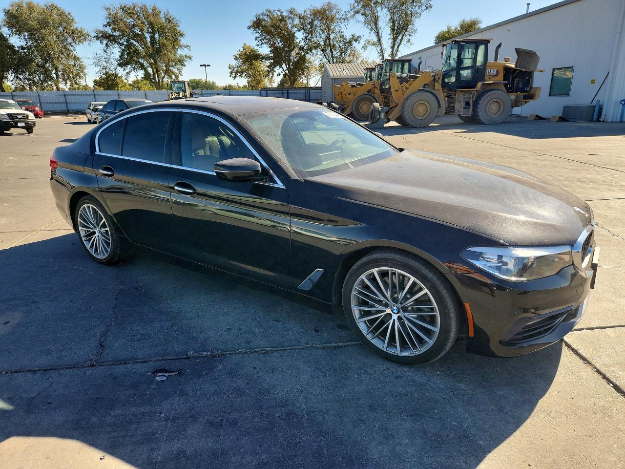2017 BMW 530 I - zdjęcie 4