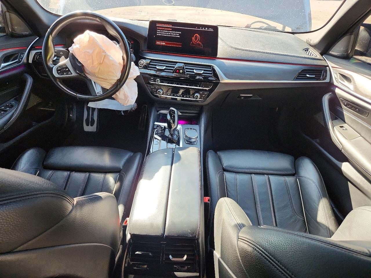 2023 BMW Seria 5 M550i - zdjęcie 8