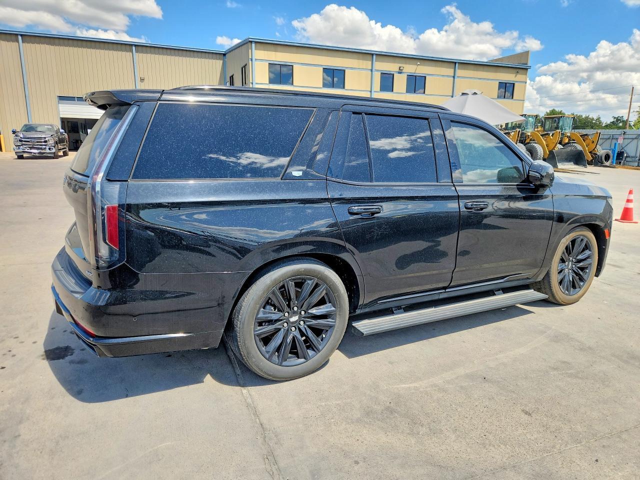 2023 Cadillac Escalade Sport - zdjęcie 3