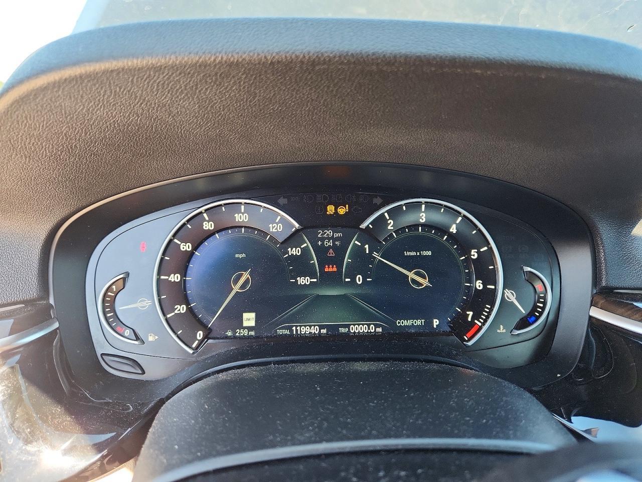 2019 BMW Seria 5 530i - zdjęcie 9