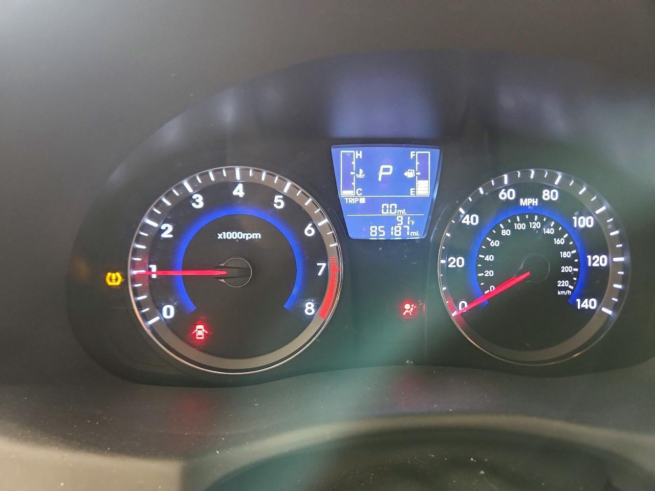 2015 Hyundai Accent Gls - zdjęcie 9
