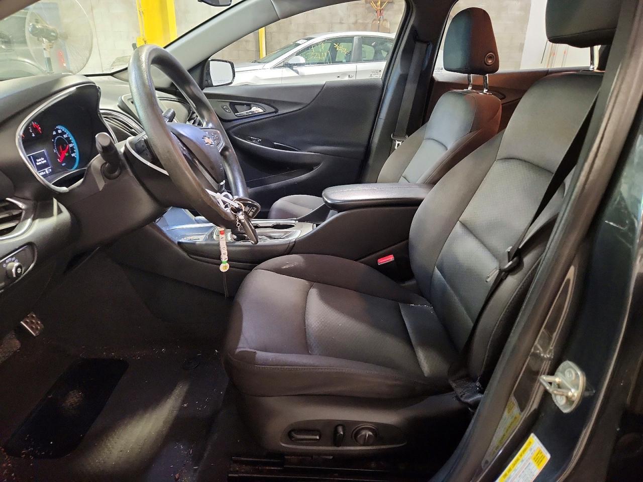 2017 Chevrolet Malibu Lt - zdjęcie 7