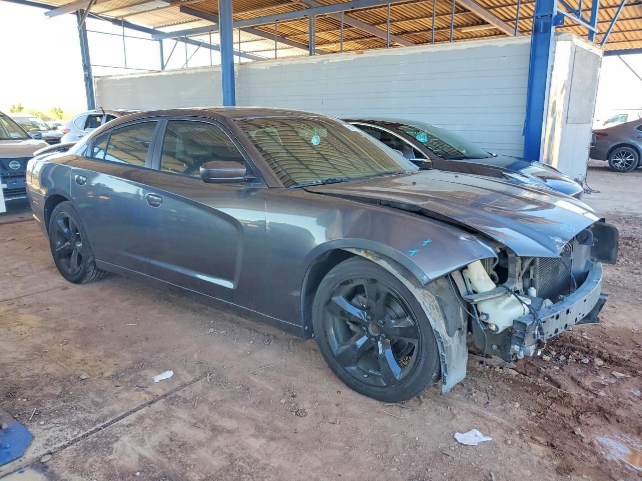 2014 Dodge Charger Sxt - zdjęcie 4